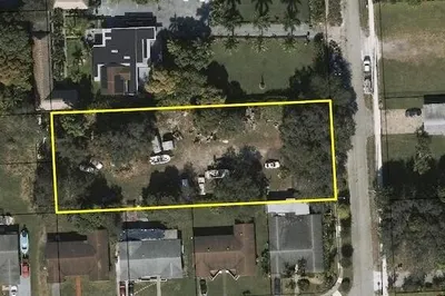 17400 NW 20th Avenue 1