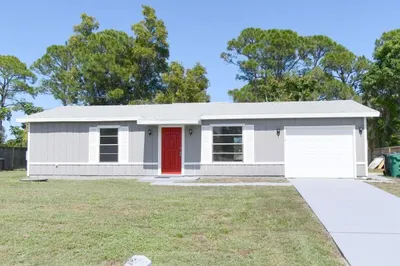 1119 S E O'donnell Lane 1
