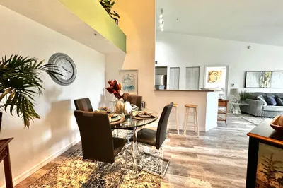 1119 Villa Circle 1