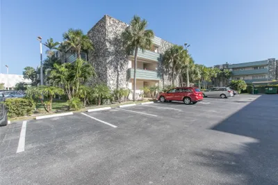 8315 SW 72nd Ave #313B 1