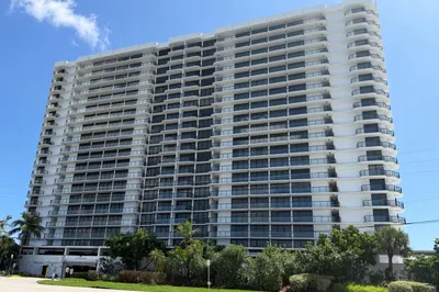250 S OCEAN Boulevard #2F 1
