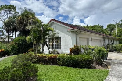 18554 SE Old Trail Drive E 1