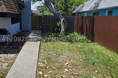 1311 NW 8th Ave #1311 1