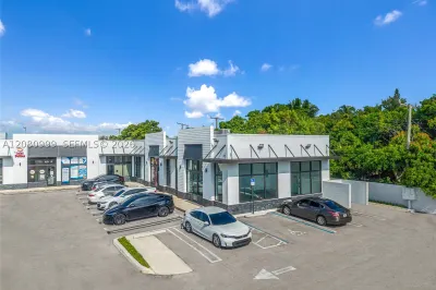 1401 NW 119th St #3 1