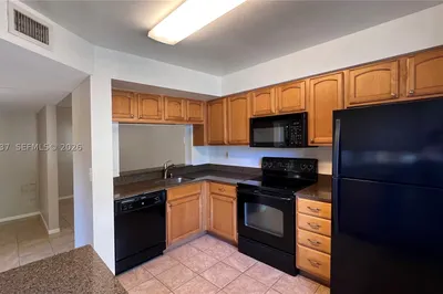 757 NW 92nd Ave #757 1