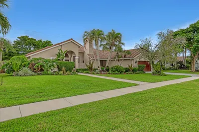 2156 Amesbury Circle 1