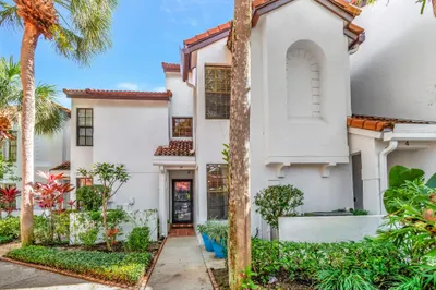2439 Treasure Isle Drive #3 1