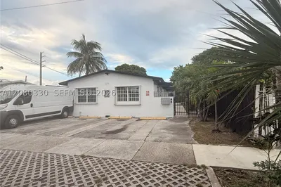 1273 NW 24th St 1