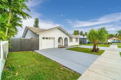 15465 SW 144th Pl 1