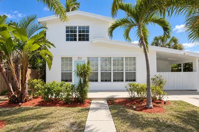 211 Dartmouth Drive 1