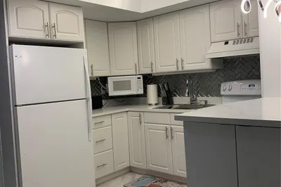 1110 N Riverside Drive #25 1