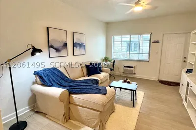 1561 Lenox Ave #6 1