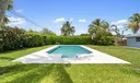 204 Circle E Photo
