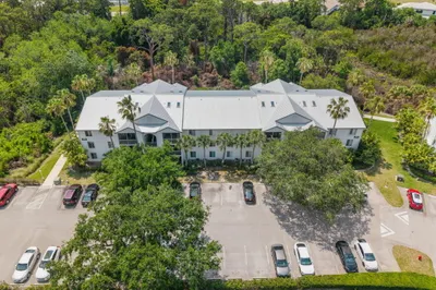2506 SE Anchorage Cove #2 1