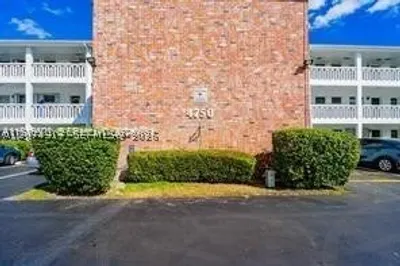 4750 NW 10th Ct #308 1