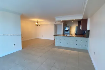 145 SE 25th Rd #1002 1