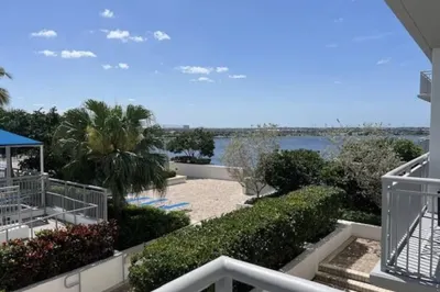 300 S Australian Avenue #716 1