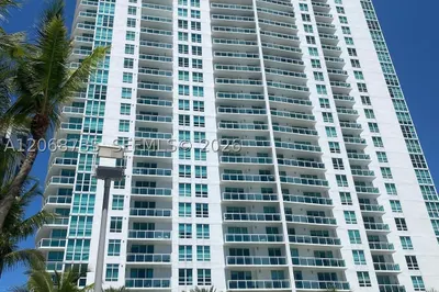 951 Brickell Ave #1210 1