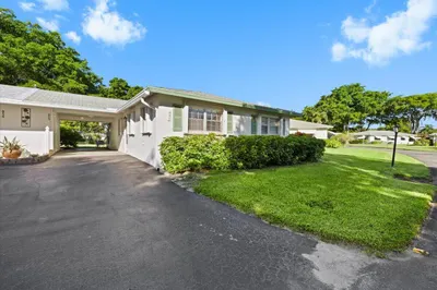 853 Meadowlark Lane #853 1