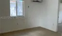 633 NE 4th Ct #1 Photo