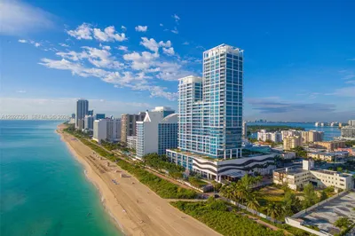 6801 Collins Ave #806 1