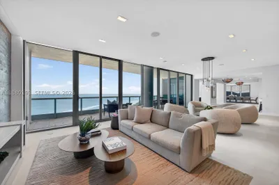 5959 Collins Ave #1804 / 1805 1