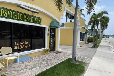 337 W Indiantown Road 1
