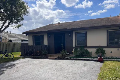11028 SW 123rd Pl 1