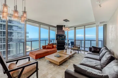 17001 Collins Ave #2508 1