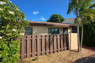11101 SW 122nd Ct 1