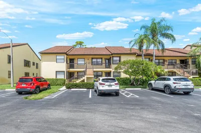 4691 Lucerne Lakes Boulevard #202 1