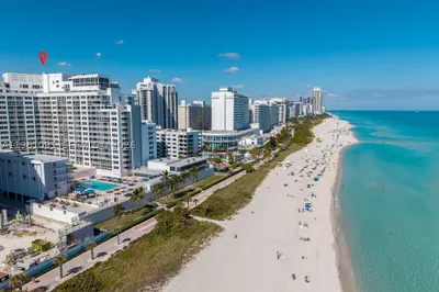 5401 Collins Ave #919 1