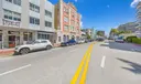 727 Collins Ave Photo