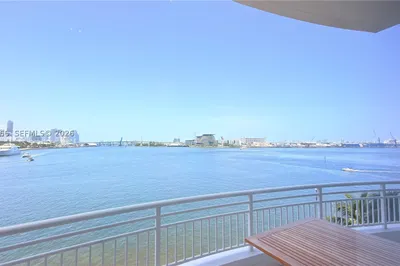 848 Brickell Key Dr #1102 1