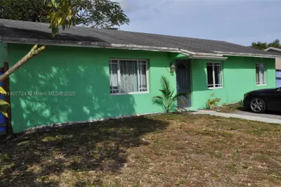 3401 NW 194th Ter 1