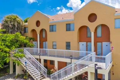 5200 NW 31ST Avenue #96 1