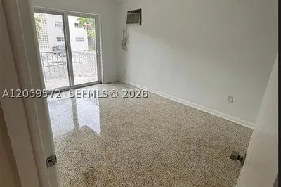 1380 SW 2nd St #5 1