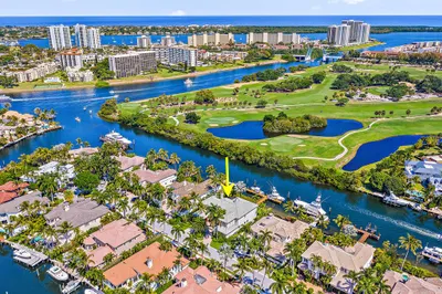 792 Harbour Isles Court 1