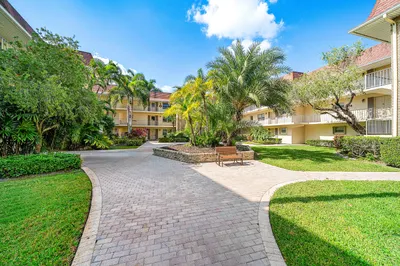 5540 Tamberlane Circle #221 1