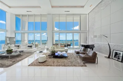 1040 Biscayne Blvd #4403 1