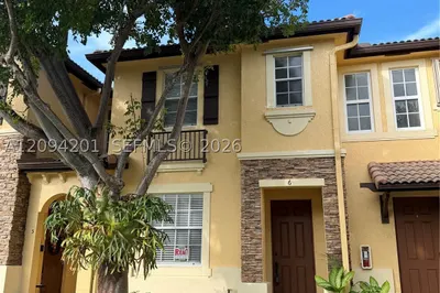 9323 SW 227th St #6-5 1