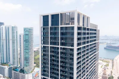 601 NE 1 Ave #4704 1