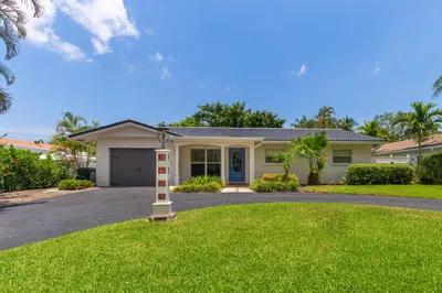 362 NW 6th Court 1