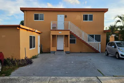 1209 W 10TH Street #1 1