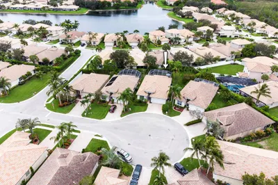 8708 Treasure Cay 1