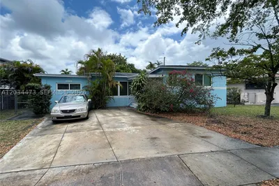 12115 NE Miami Ct 0 1
