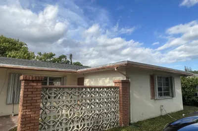 7021 NW 15 Street 1