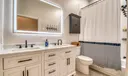 118 E Hampton Way Photo