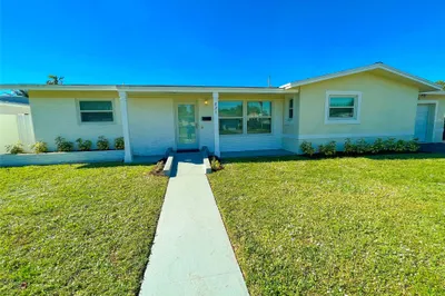 825 NW 8th Avenue 1