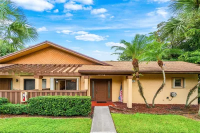 3953 Cocoplum Cir #3609 1